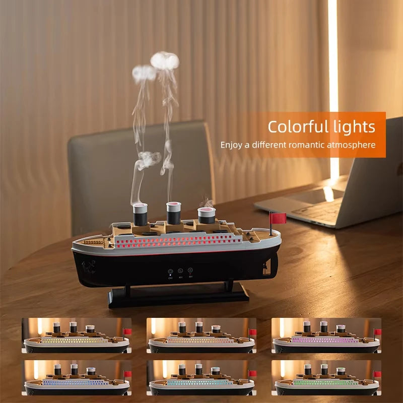 Humidificateur Titanic avec éclairage d'ambiance multicolore sur un bureau