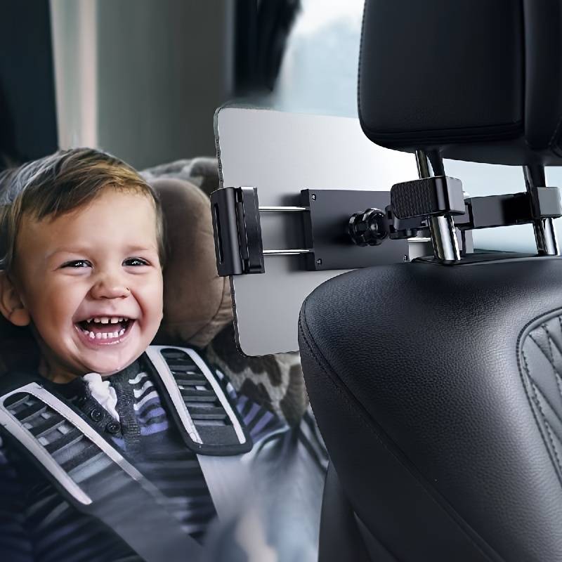 Enfant heureux en voiture – accessoires Baby Happiness